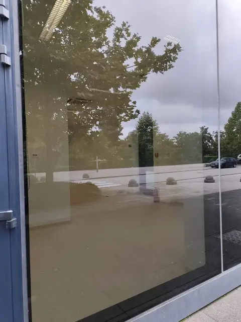 Dječji rtić — exterior glass surfaces of the building