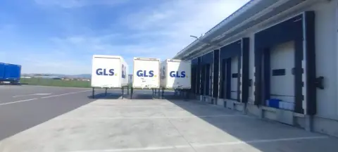 GLS — loading bays and delivery vehicles
