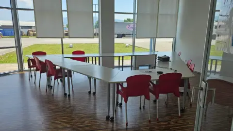 Transeuro Adria — space with tables and chairs