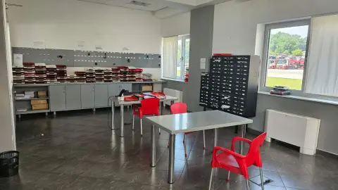 Transeuro Adria — organised work area in an office